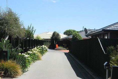 Photo of property in 37 Riverwood Boulevard, Redwood, Christchurch, 8051