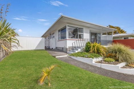 Photo of property in 193 Omata Road, Blagdon, New Plymouth, 4310