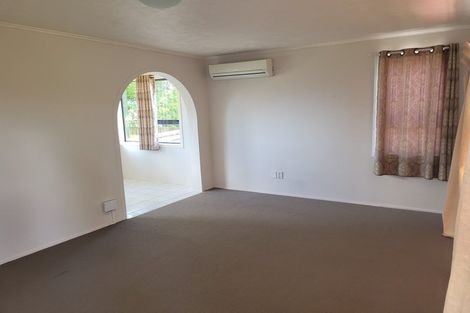 Photo of property in 43 Rathgar Road, Henderson, Auckland, 0610