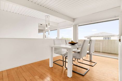 Photo of property in 247a Hill Road, The Gardens, Auckland, 2105