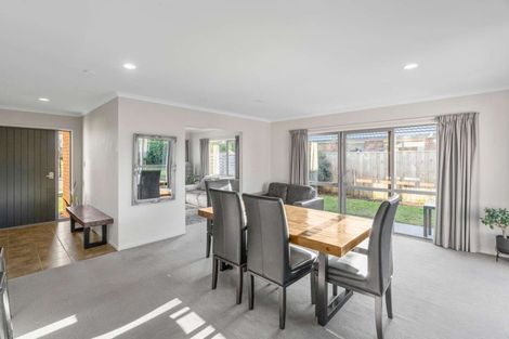 Photo of property in 39 Faringdon Boulevard, Rolleston, 7615