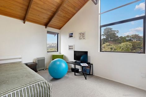 Photo of property in 8 Burbank Crescent, Churton Park, Wellington, 6037
