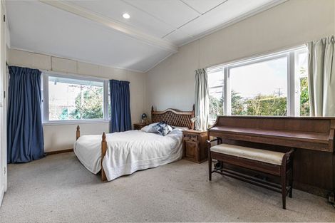 Photo of property in 18 Ngataringa Road, Devonport, Auckland, 0624