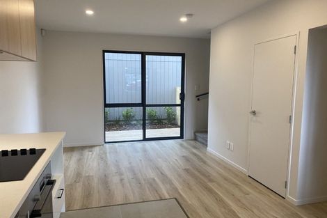 Photo of property in 33b Matipo Road, Te Atatu Peninsula, Auckland, 0610