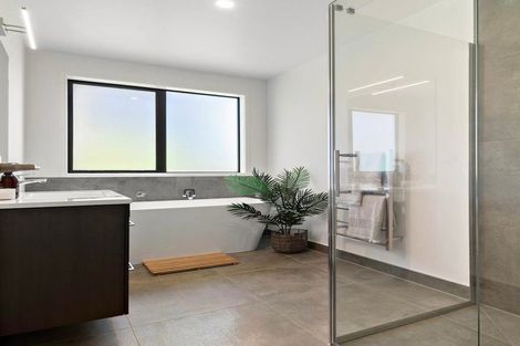 Photo of property in 21 Tumuaki Road, Paerata, 2124