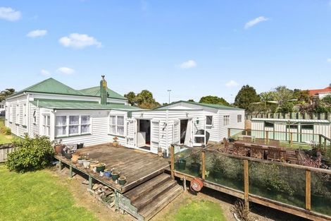 Photo of property in 49 Martyn Street, Waiuku, 2123