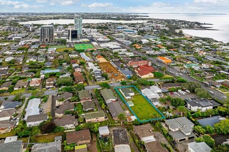 Photo of property in 4 Tennyson Avenue, Takapuna, Auckland, 0622