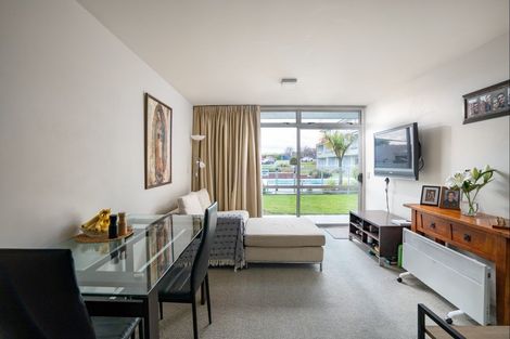 Photo of property in 300 Lake Terrace, Two Mile Bay, Taupo, 3330