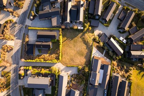 Photo of property in 5 Falconer Rise, Jacks Point, Queenstown, 9371