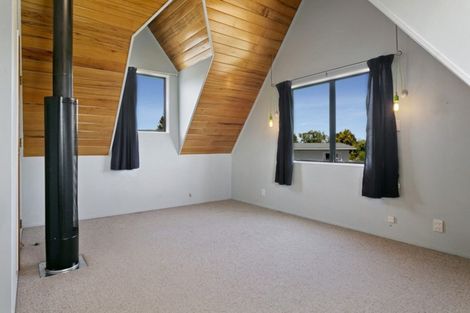 Photo of property in 24 Invergarry Road, Hilltop, Taupo, 3330