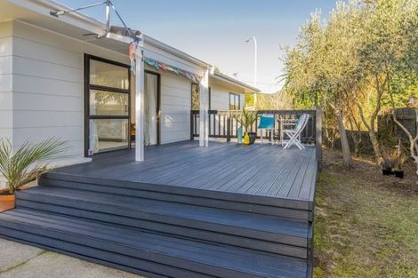 Photo of property in 97 Arawhata Road, Paraparaumu, 5032