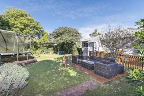 Photo of property in 27 Victory Avenue, Karori, Wellington, 6012