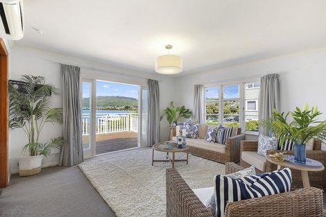 Photo of property in 7 Onepoto Road, Titahi Bay, Porirua, 5022