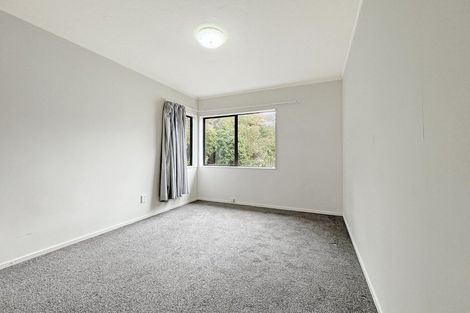 Photo of property in 21f4 Rotoiti Street, Johnsonville, Wellington, 6037