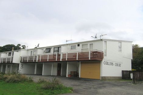 Photo of property in 21f4 Collins Avenue, Tawa, Wellington, 5028