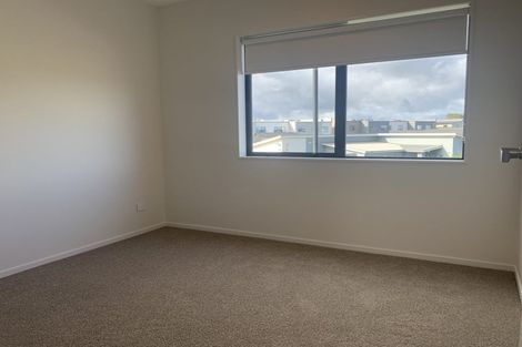 Photo of property in 6 Gosper Road, Takanini, 2112
