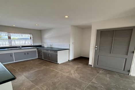 Photo of property in 35a Olive Terrace, Paraparaumu Beach, Paraparaumu, 5032