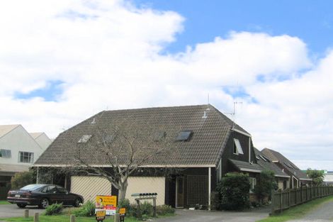 Photo of property in 2/31 Miro Street, Mount Maunganui, 3116