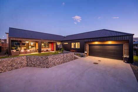 Photo of property in 42b Farrant Drive, Wanaka, 9305