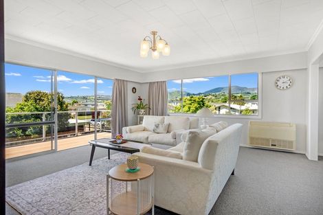 Photo of property in 10 Cornwall Place, Stoke, Nelson, 7011