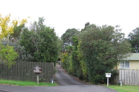 Photo of property in 7 Wickstead Place, Massey, Auckland, 0614