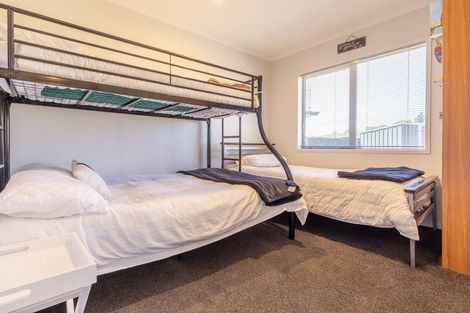 Photo of property in 15 Wai Matangi Place, Motuoapa, 3382