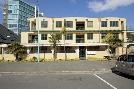 Photo of property in 6 Adams Avenue, Mount Maunganui, 3116