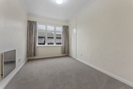 Photo of property in 32 Karina Terrace, Roslyn, Palmerston North, 4414
