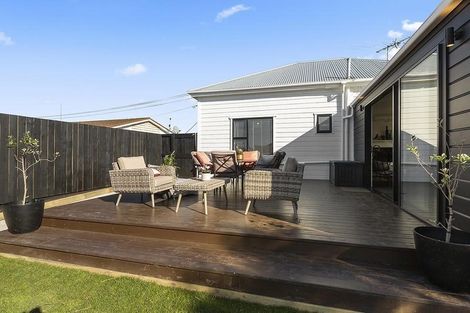 Photo of property in 15 Plunket Street, Saint Kilda, Dunedin, 9012