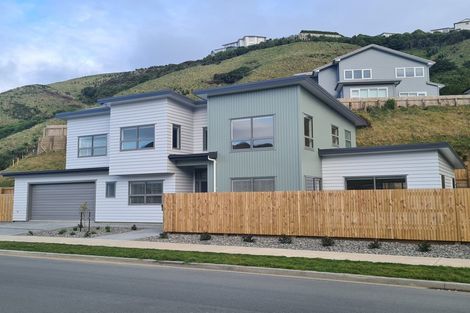 Photo of property in 87 Melksham Drive, Churton Park, Wellington, 6037