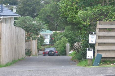 Photo of property in 1/35 Kaipatiki Road, Glenfield, Auckland, 0629