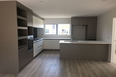 Photo of property in 4 Meritage Lane, Te Atatu South, Auckland, 0610