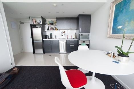Photo of property in Nouvo Apartments, 5c/21 Rugby Street, Mount Cook, Wellington, 6021