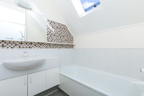 Photo of property in 14/14u Harriett Street, Thorndon, Wellington, 6011