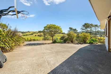 Photo of property in 117 Worrall Road, Kumeu, 0891