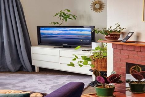 Photo of property in 3 Brown Grove, Fairfield, Lower Hutt, 5011