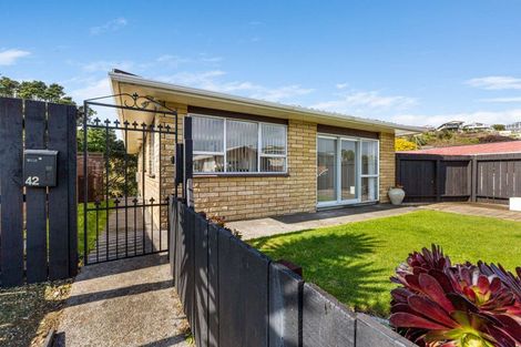 Photo of property in 42 Rosendale Avenue, Spotswood, New Plymouth, 4310