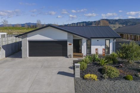 Photo of property in 155 Kupe Drive, Whitianga, 3510