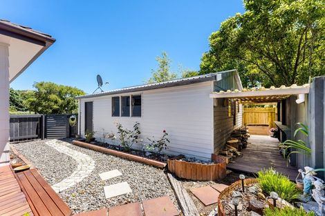 Photo of property in 19 Topaz Street, Birchville, Upper Hutt, 5018