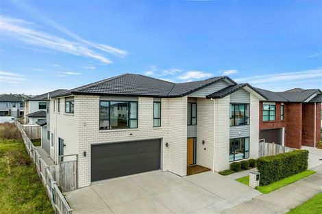 Photo of property in 6 Hinoki Way, Flat Bush, Auckland, 2019