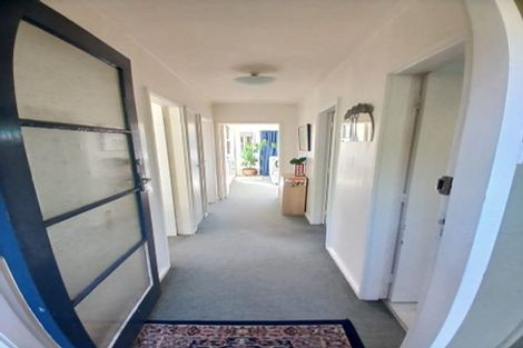 Photo of property in 176 Wadestown Road, Wadestown, Wellington, 6012