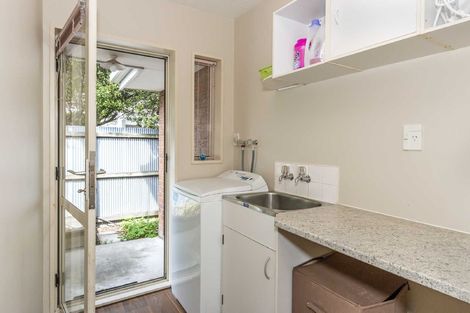 Photo of property in 424 Harewood Road, Harewood, Christchurch, 8051