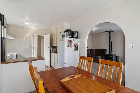 Photo of property in 42 Burbank Avenue, Manurewa, Auckland, 2102