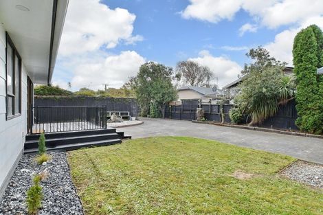Photo of property in 2/56 Hay Street, Bromley, Christchurch, 8062