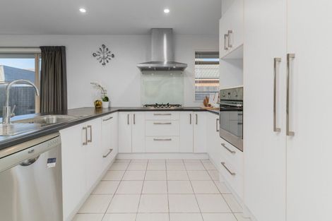 Photo of property in 37 Somerville Crescent, Aidanfield, Christchurch, 8025