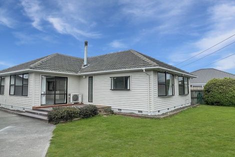 Photo of property in 44 Bassett Street, Burwood, Christchurch, 8083