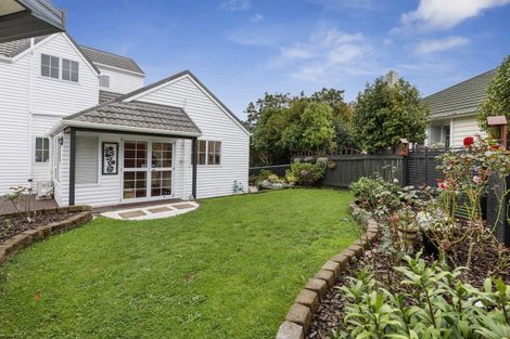 Photo of property in 53 The Drive, Tawa, Wellington, 5028
