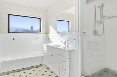 Photo of property in 4 Marwood Place, Mount Maunganui, 3116