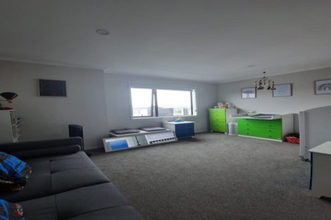 Photo of property in 46 Hobsonville Point Road, Hobsonville, Auckland, 0616