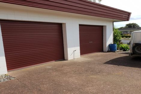 Photo of property in 19 Racecourse Road, Waiuku, 2123